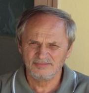 Eperjessy István 5600 Békéscsaba Franklin u. 103/1. 0630/985-9819  Tenyésztett fajta: Magyar tyúktarka