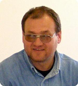 Zsilinszki László  Cím: 5553 Kondoros  Bacsó béla u. 37.  Tel.: 0620/250-7854  Máltai galambtenyésztö