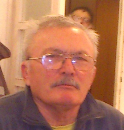 Kocsondi Németh István, 1094 Budapest, Ferenc körút 41. 06 20 461 29 18, tenyésztett fajta: tyúktarka